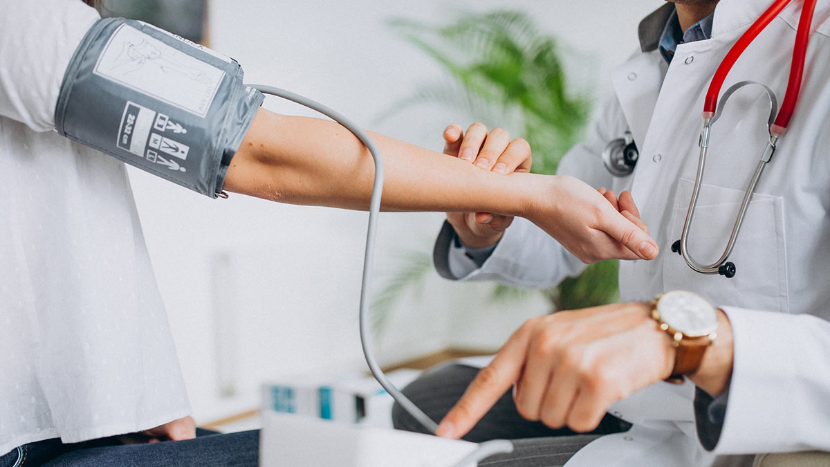 Cek Gula Darah: Kapan Waktu yang Tepat untuk Melakukannya?